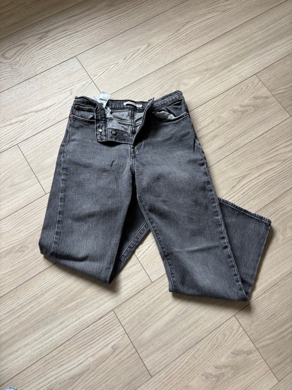Levi's Wedgie Straight